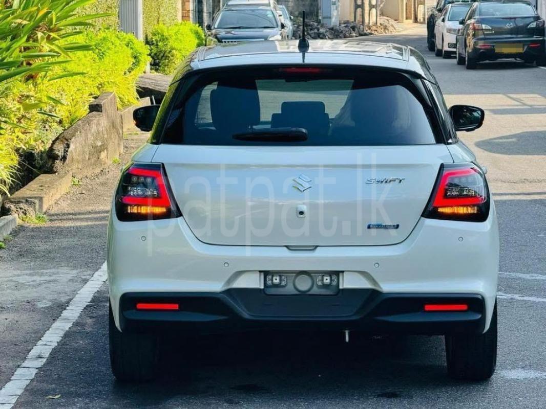 Advertisement image 4