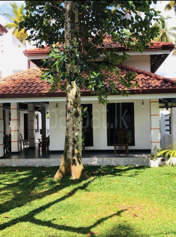 House for Sale in Wennappuwa