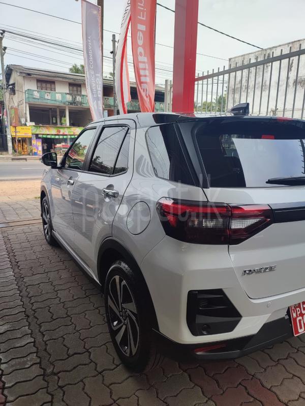 Advertisement image 4