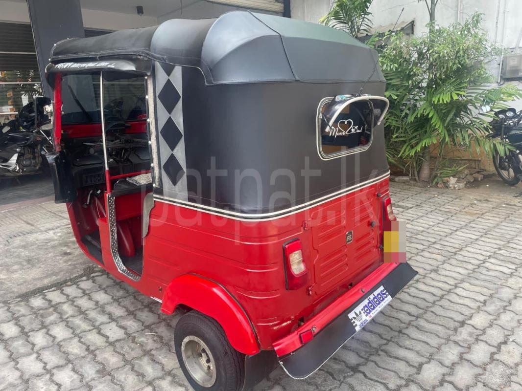 Bajaj Three Wheel 2015 - Used Three wheeler sale in Sri Lanka - patpat.lk