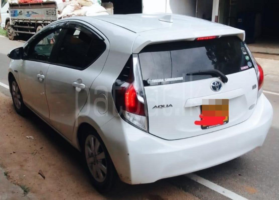 Toyota Aqua 2015 - Used Car sale in Sri Lanka - patpat.lk