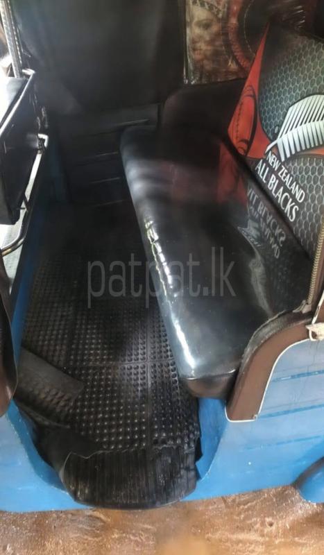 Bajaj 4 stroke 2012 - භාවිතා කරන ලද ත්‍රිරෝද රථය sale in Sri Lanka - patpat.lk