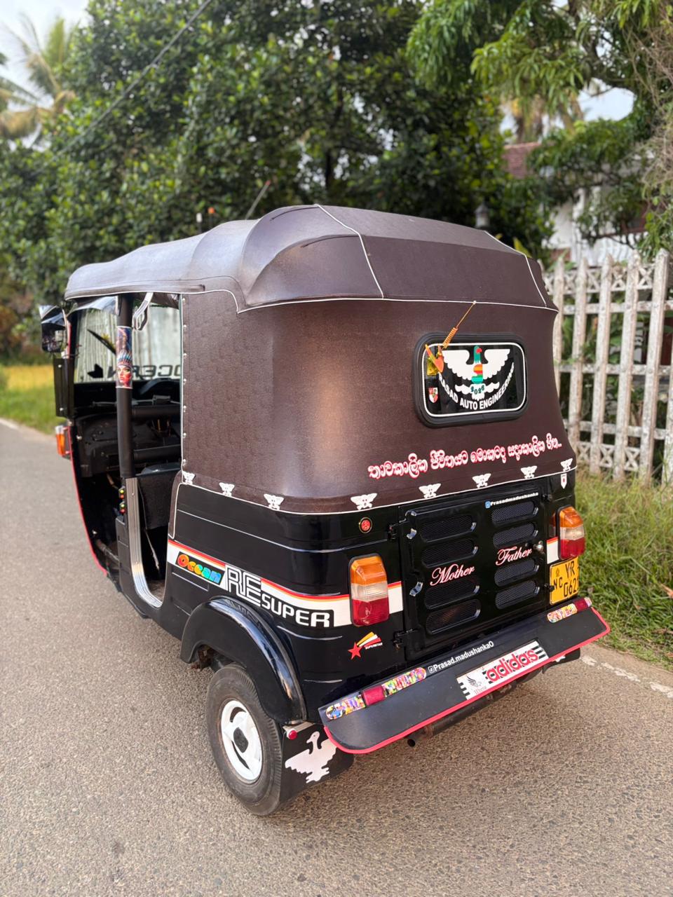 Bajaj Three Wheel 2011 - பயன்படுத்தப்பட்டது முச்சக்கர வண்டி sale in Sri Lanka - patpat.lk