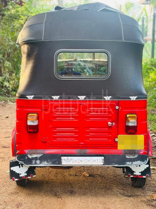Bajaj Three Wheel 2002 - භාවිතා කරන ලද ත්‍රිරෝද රථය sale in Sri Lanka - patpat.lk