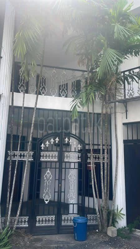 Advertisement image 4