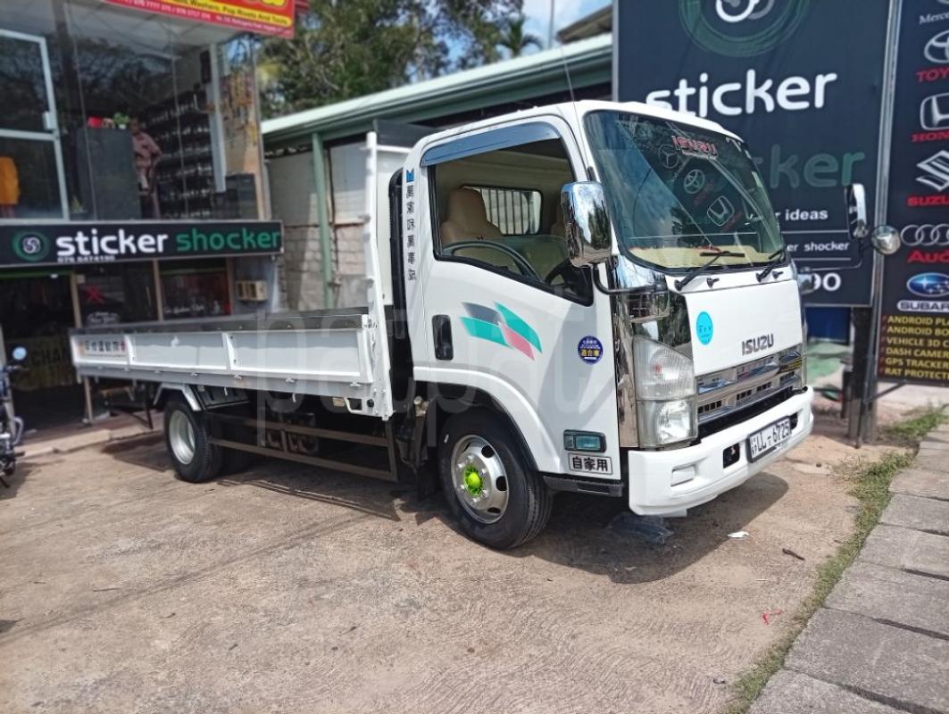 Advertisement image 1