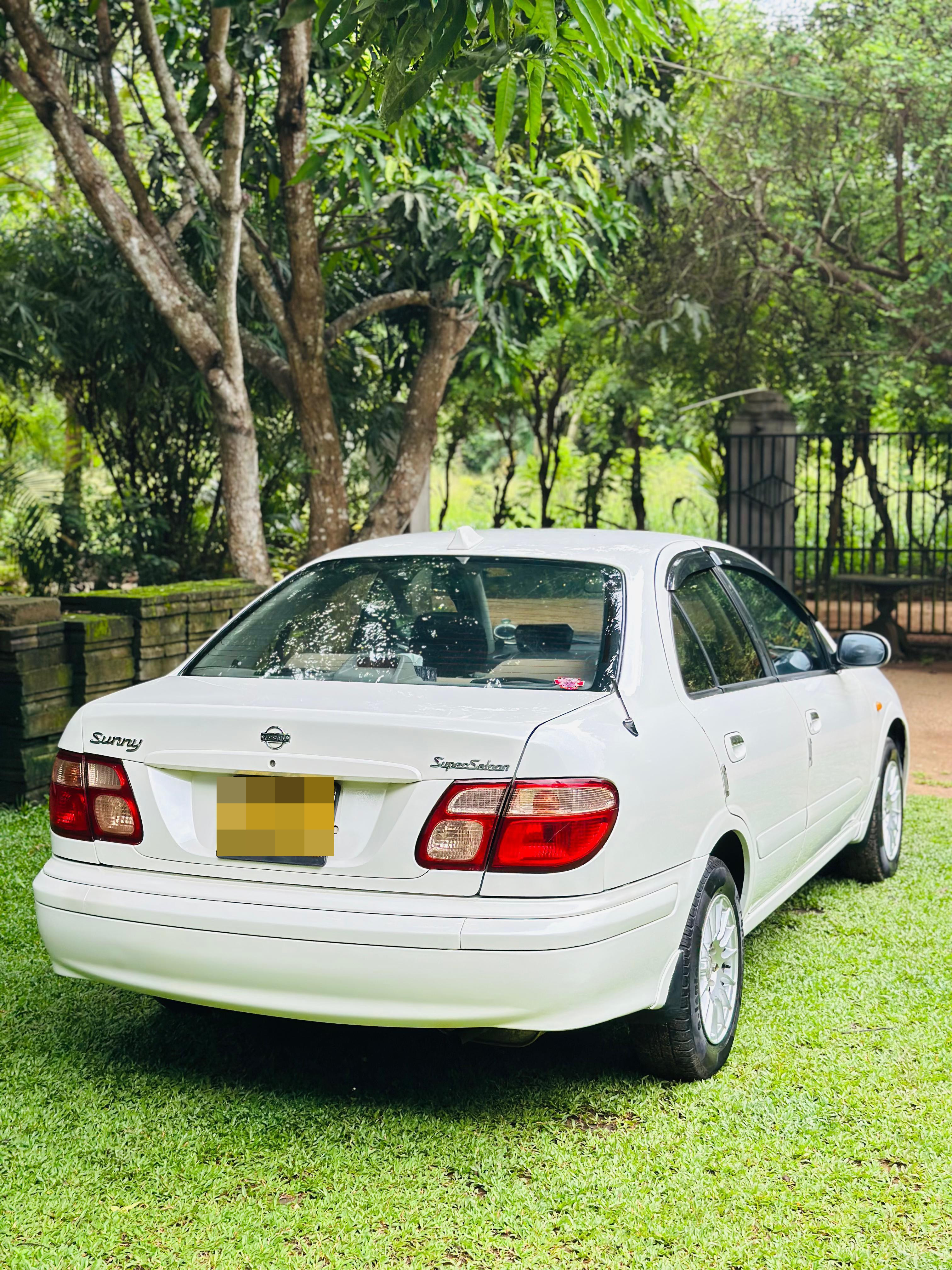 Nissan Sunny 2000 - பயன்படுத்தப்பட்டது கார் sale in Sri Lanka - patpat.lk