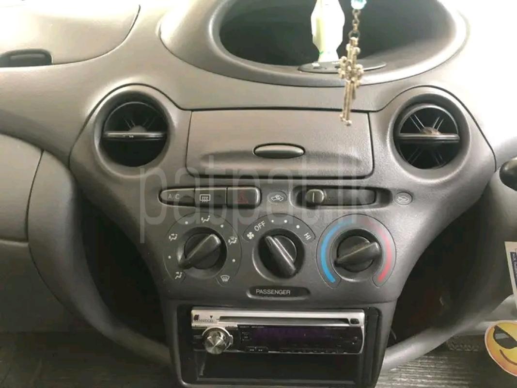 Toyota Vitz 2002 - பயன்படுத்தப்பட்டது கார் sale in Sri Lanka - patpat.lk