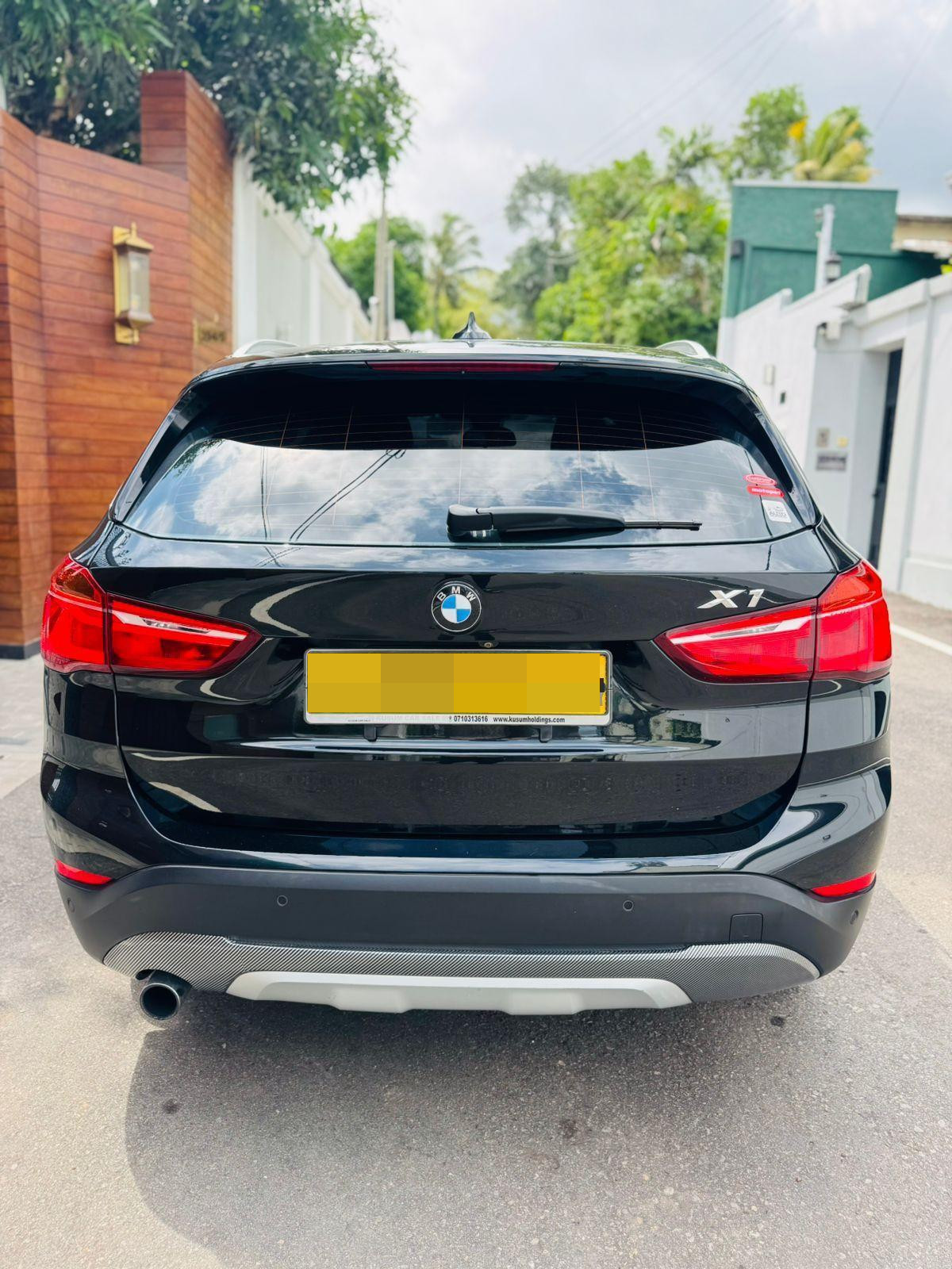 BMW X1-PETROL 2013 - பயன்படுத்தப்பட்டது SUV sale in Sri Lanka - patpat.lk