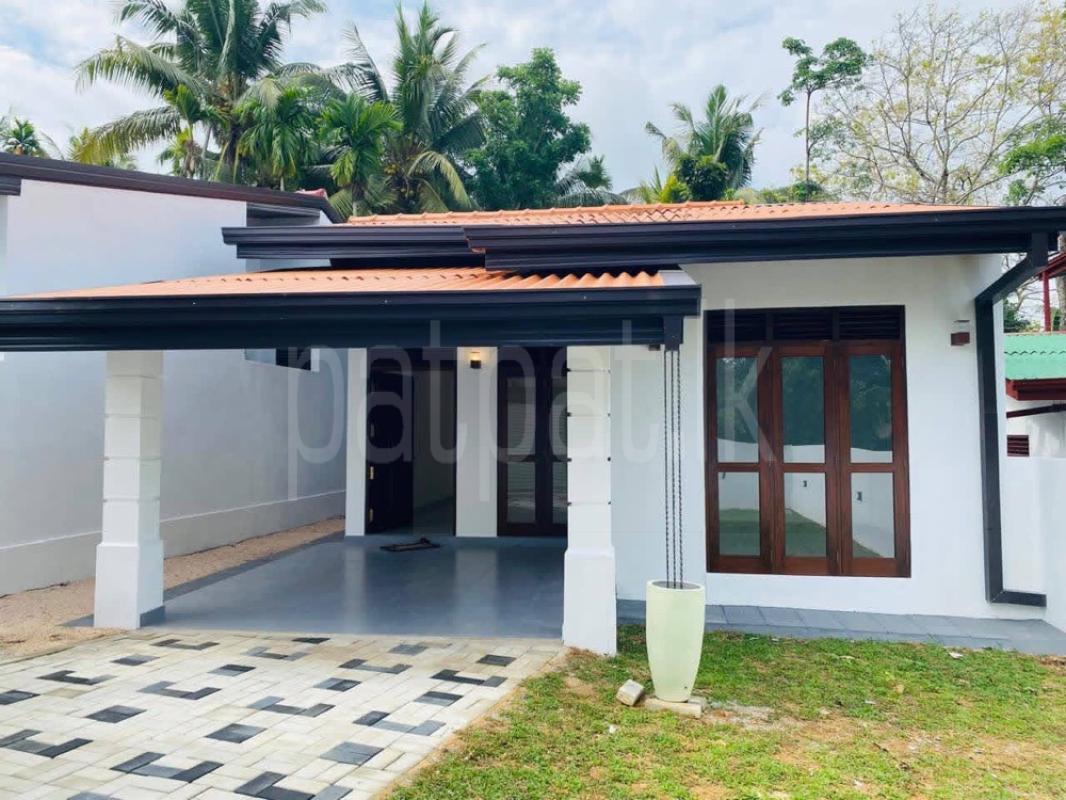 House for Sale in Meegoda