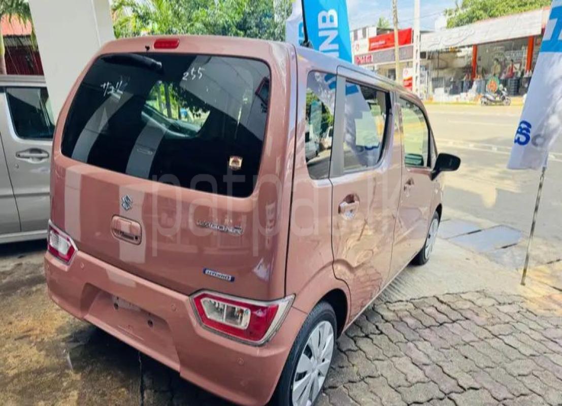 Advertisement image 4