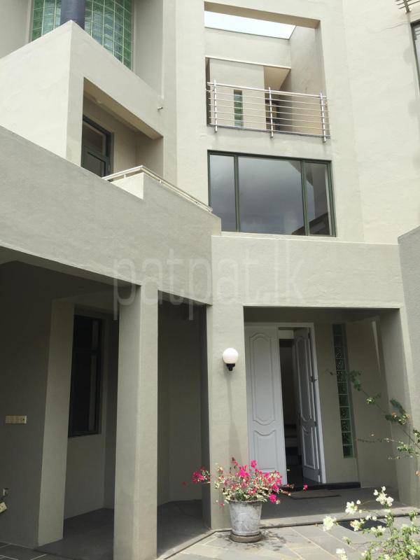 House for Sale in Rajagiriya