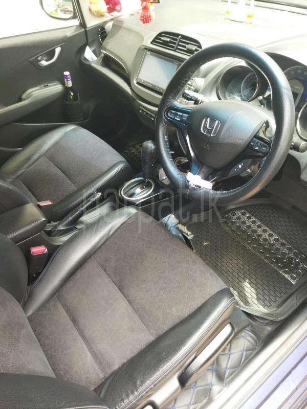 Advertisement image 3