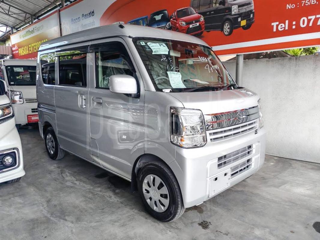 Advertisement image 6