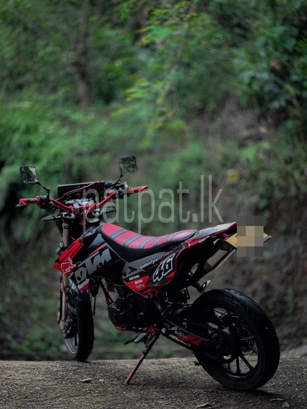 Advertisement image 4