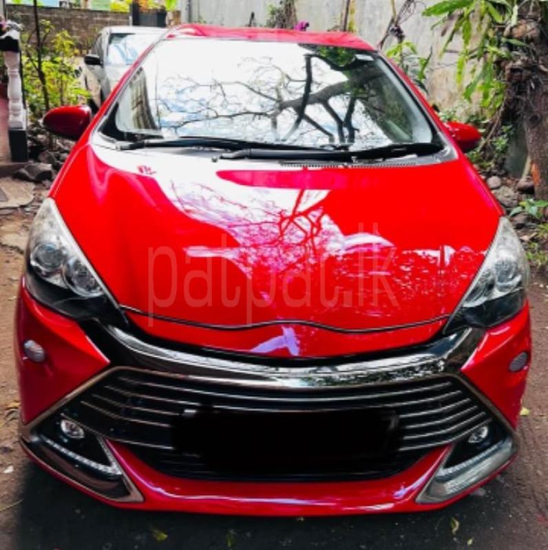 Toyota Aqua 2015 - பயன்படுத்தப்பட்டது கார் sale in Sri Lanka - patpat.lk