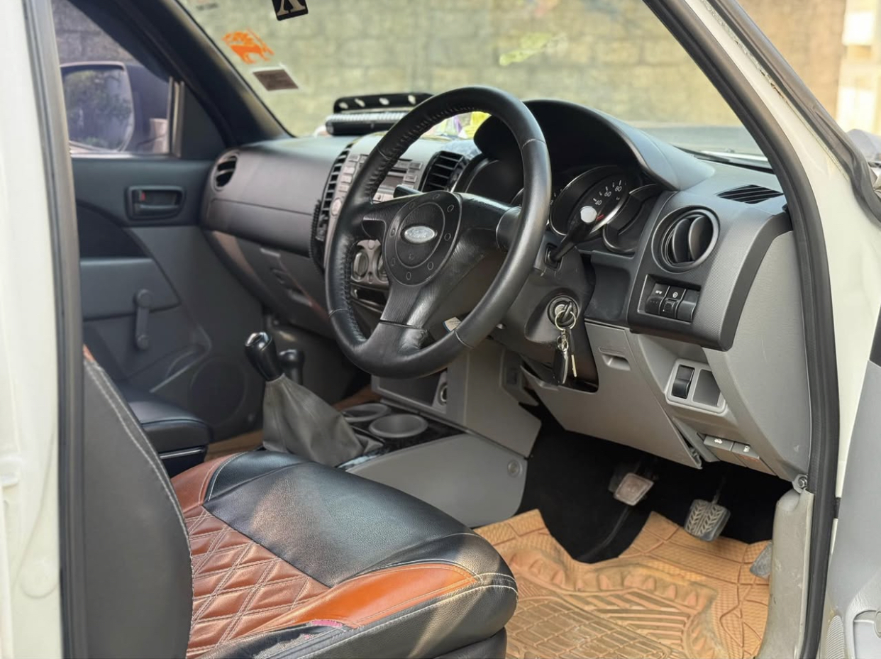 Ford Ranger 2011 - Used Pick-up  sale in Sri Lanka - patpat.lk