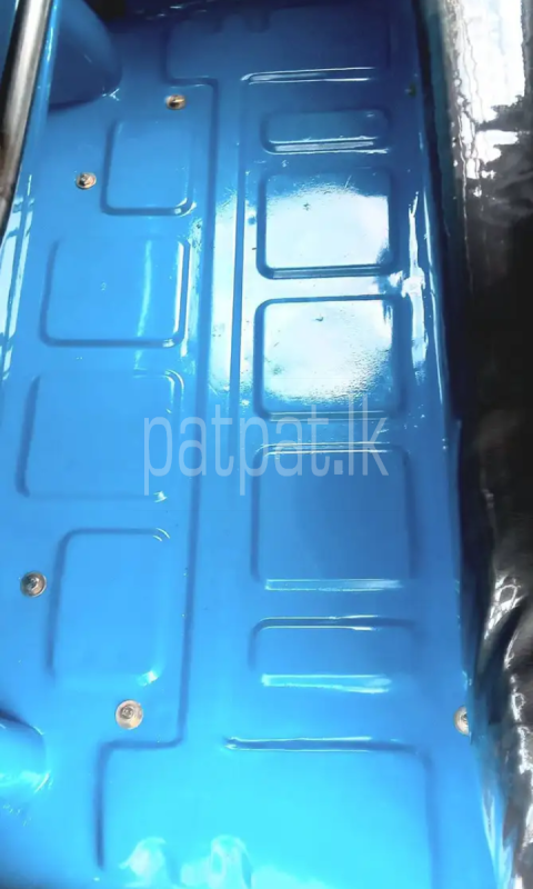 Advertisement image 6