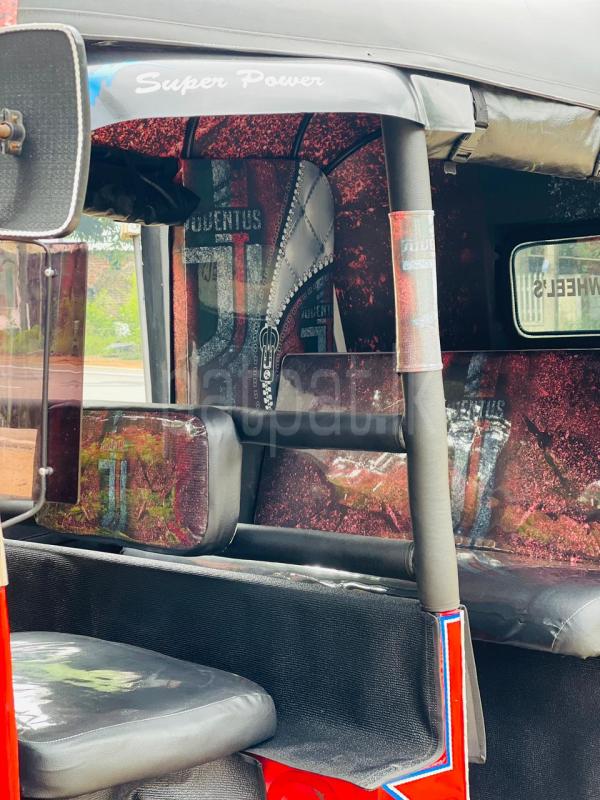 Advertisement image 4