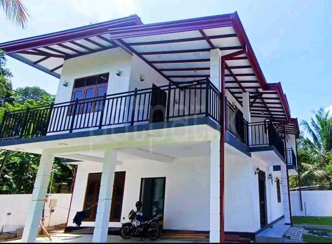 Advertisement image 6