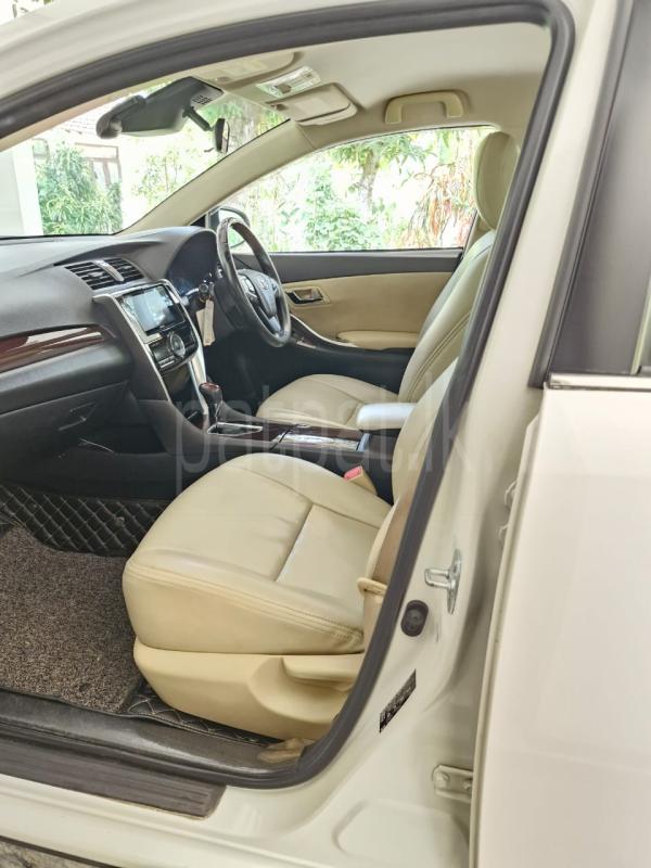 Toyota Premio 2017 - භාවිතා කරන ලද කාර් sale in Sri Lanka - patpat.lk
