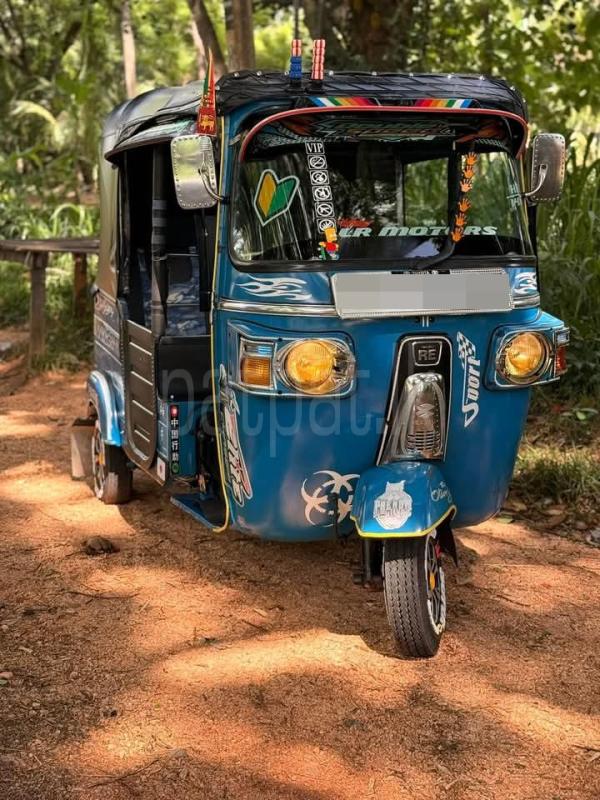 Bajaj Three Wheel 2011 - பயன்படுத்தப்பட்டது முச்சக்கர வண்டி sale in Sri Lanka - patpat.lk