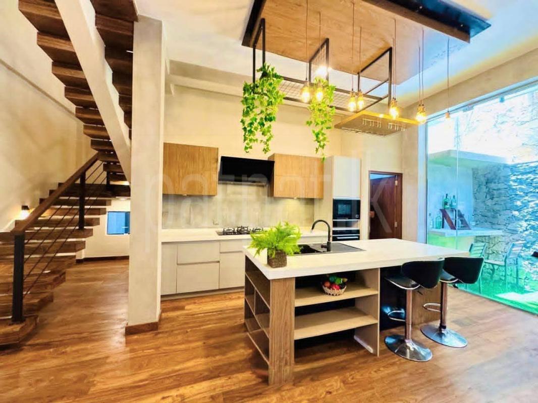 House for Sale in Athurugiriya