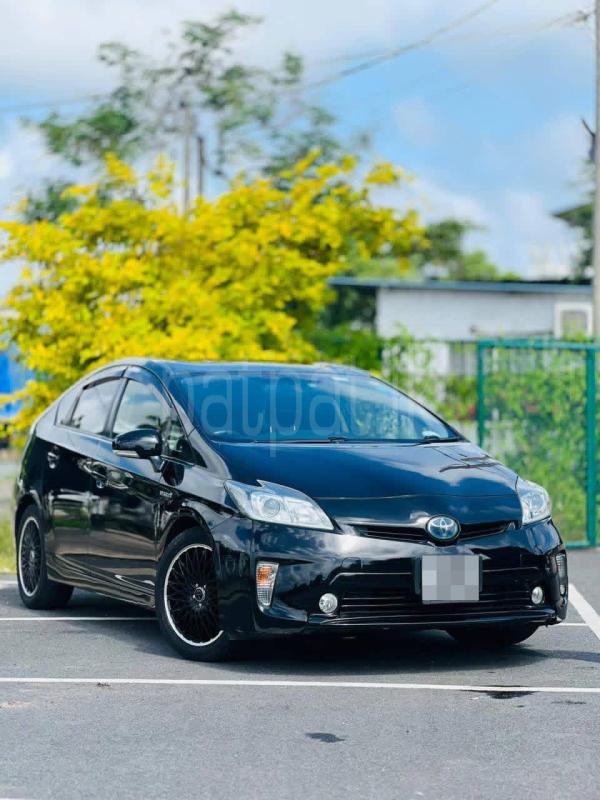 Toyota PRIUS S GRADE 2013 - Used Car sale in Sri Lanka - patpat.lk