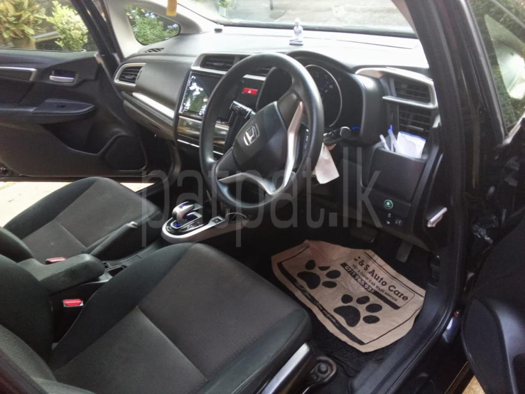 Advertisement image 5