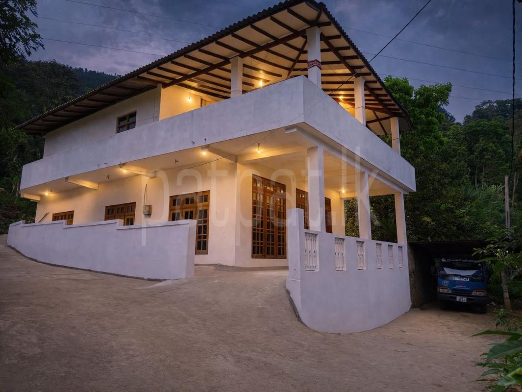 House for Sale in Ampitiya