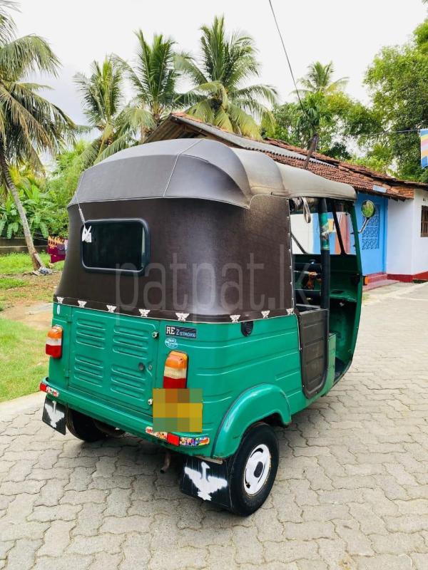 Bajaj Three Wheel 2006 - பயன்படுத்தப்பட்டது முச்சக்கர வண்டி sale in Sri Lanka - patpat.lk