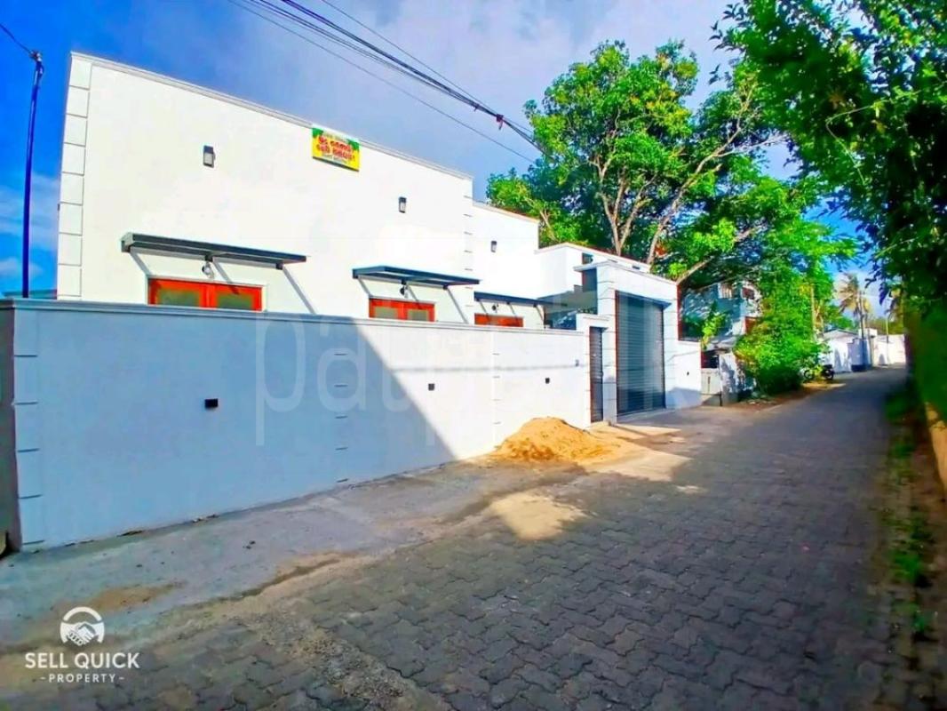 Advertisement image 3