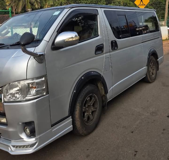 Toyota Hiace 2007 - Used Van sale in Sri Lanka - patpat.lk