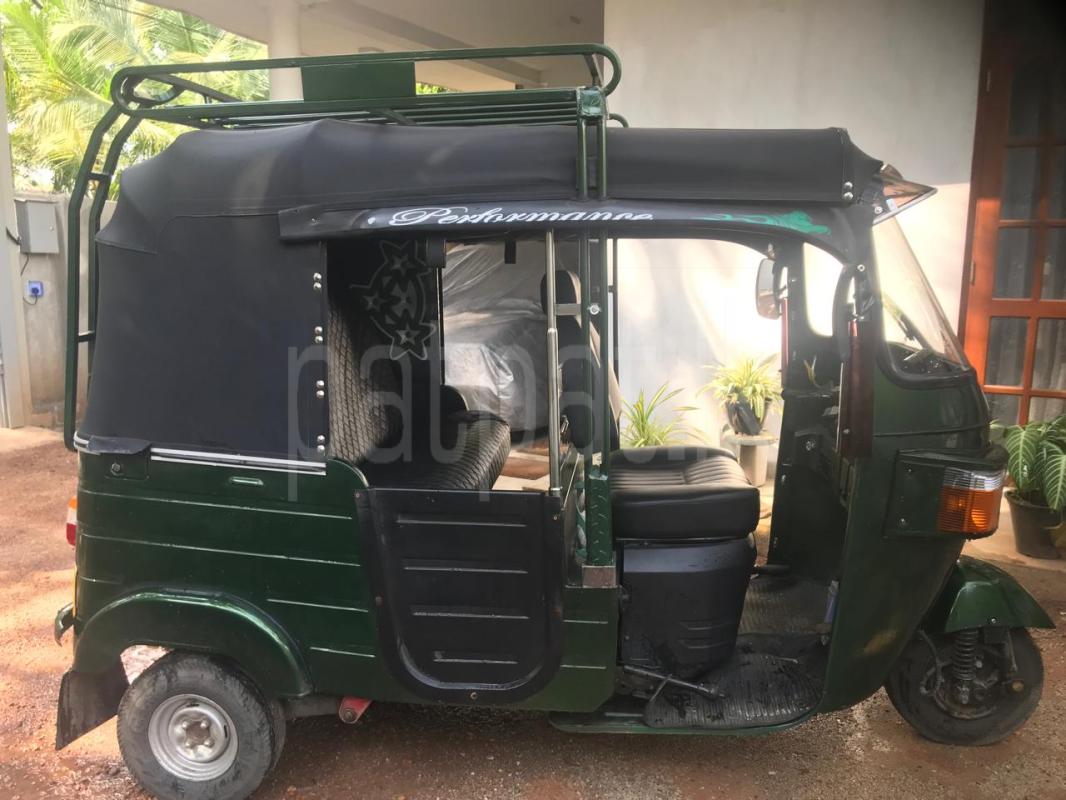 Bajaj Three Wheel 2011 - பயன்படுத்தப்பட்டது முச்சக்கர வண்டி sale in Sri Lanka - patpat.lk