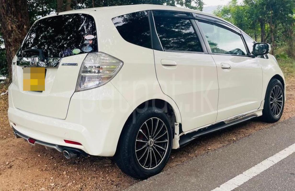 Advertisement image 4