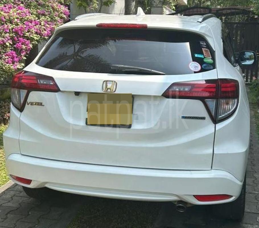 Honda Vezel 2014 - பயன்படுத்தப்பட்டது SUV sale in Sri Lanka - patpat.lk