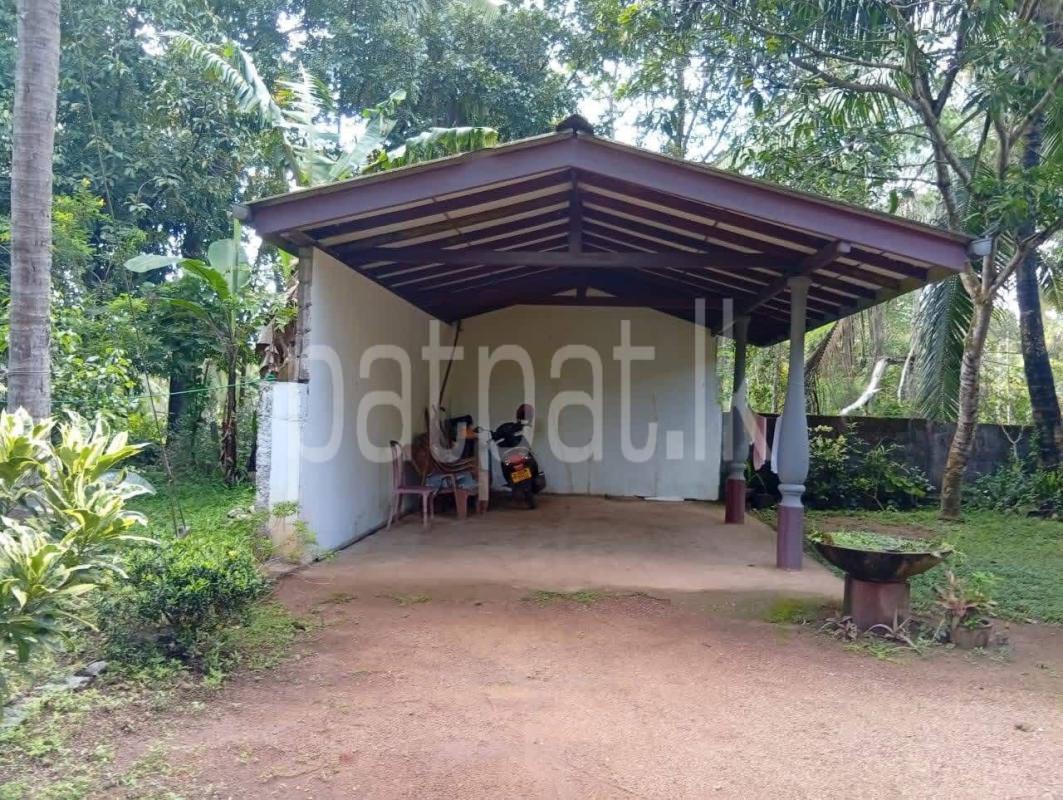 House for Sale in Weliveriya