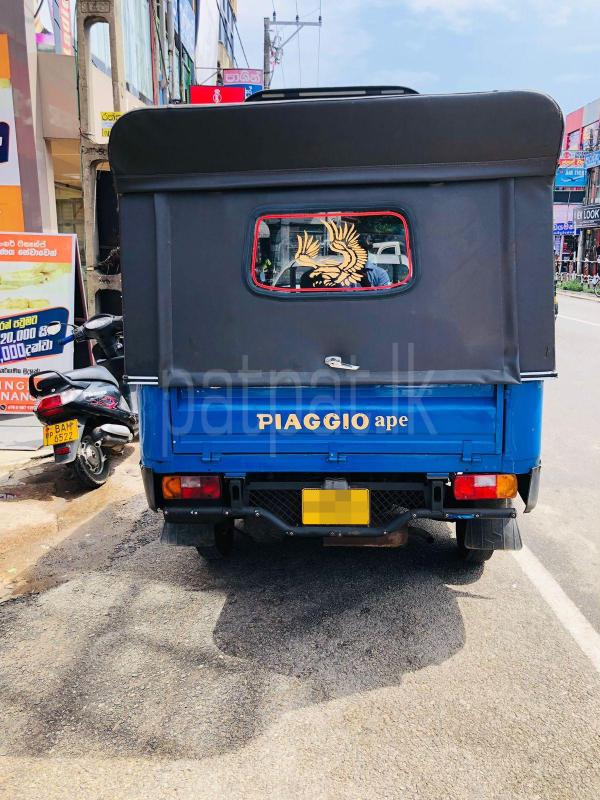 Piaggio Three Wheel 2015 - மறுசீரமைக்கப்பட்டது முச்சக்கர வண்டி sale in Sri Lanka - patpat.lk