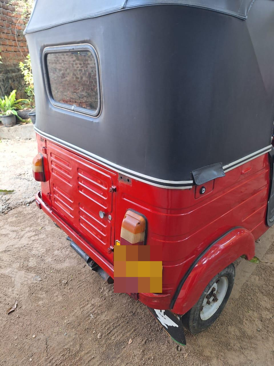 Bajaj Three Wheel 2010 - Used Three wheeler sale in Sri Lanka - patpat.lk