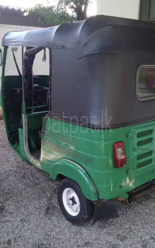 Bajaj 4 stroke 2012 - Used Three wheeler sale in Sri Lanka - patpat.lk