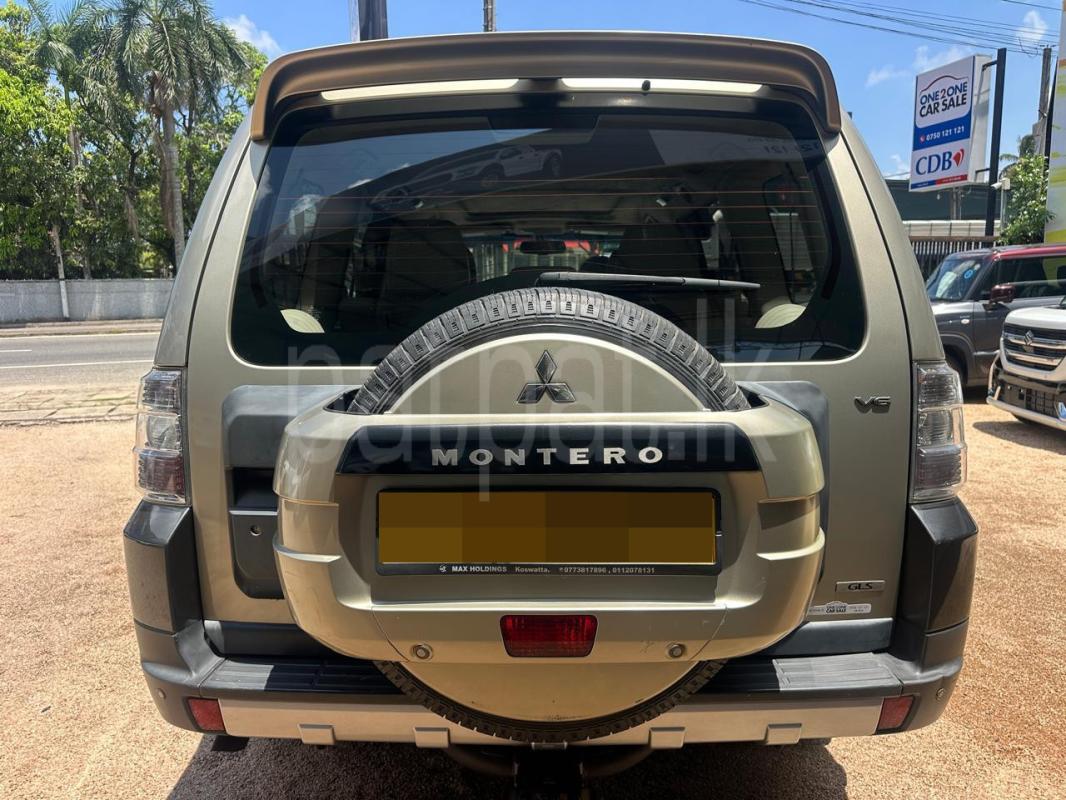 Mitsubishi Montero 2007 - பயன்படுத்தப்பட்டது SUV sale in Sri Lanka - patpat.lk