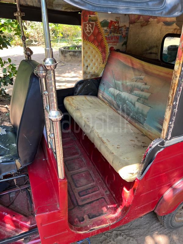Bajaj Three Wheel 2012 - Used Three wheeler sale in Sri Lanka - patpat.lk