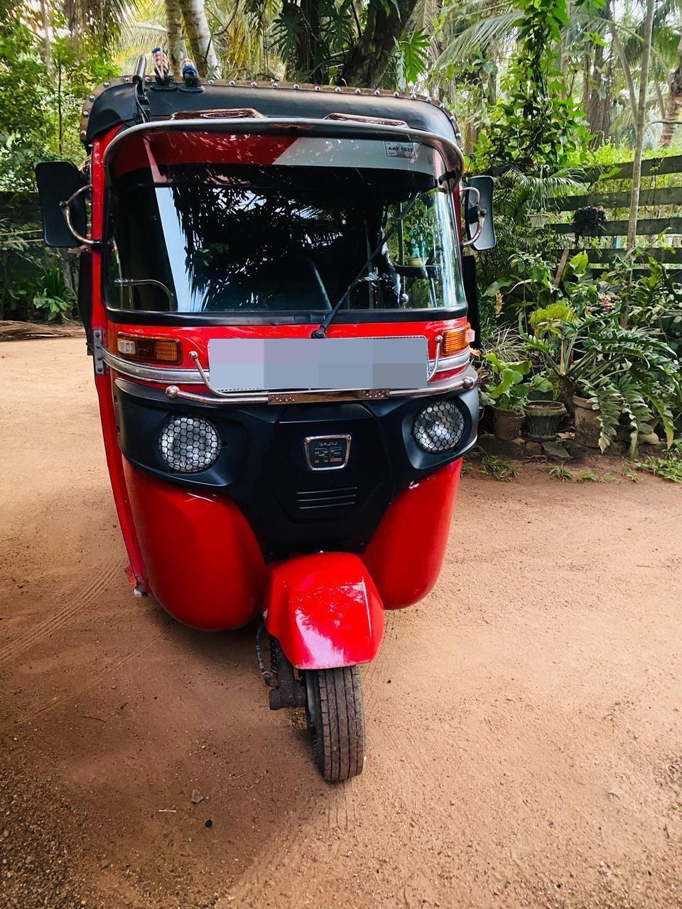 Bajaj Three Wheel 2016 ads-image-1