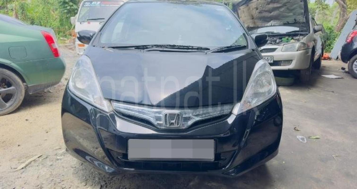 Honda Fit 2008 - பயன்படுத்தப்பட்டது கார் sale in Sri Lanka - patpat.lk