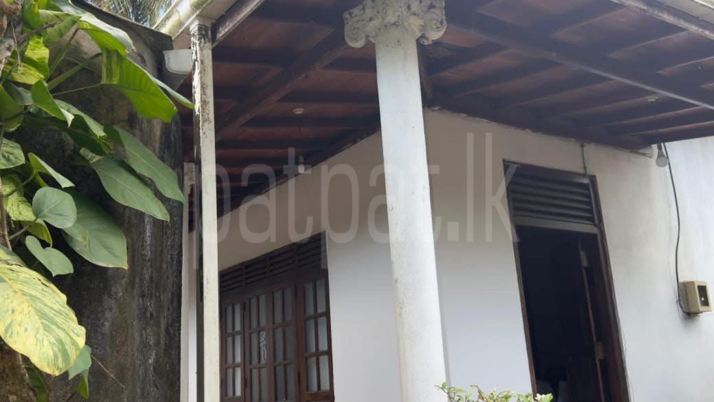 House for Sale in Galle ads-image-1