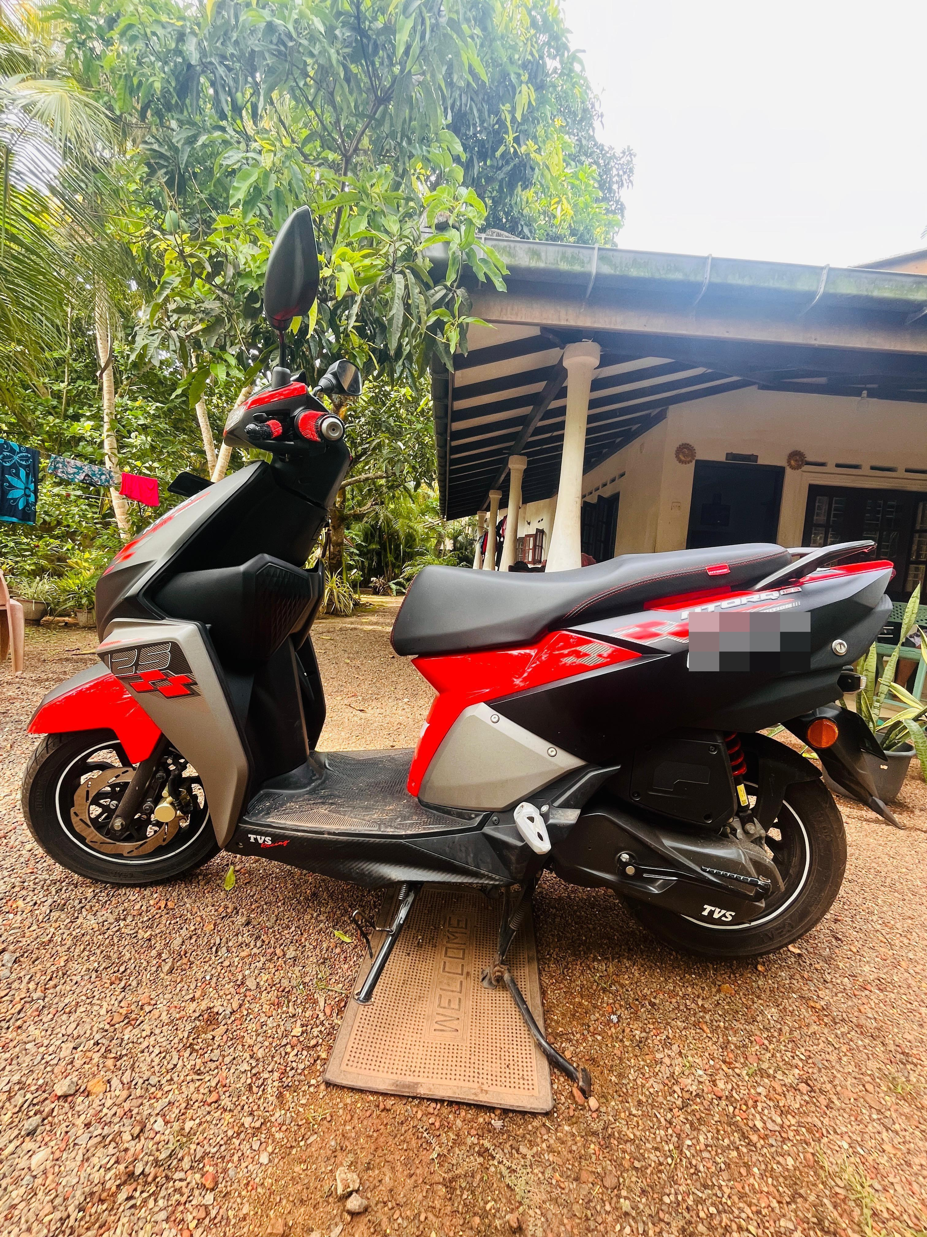 TVS Ntorq 2025 - பயன்படுத்தப்பட்டது பைக் sale in Sri Lanka - patpat.lk