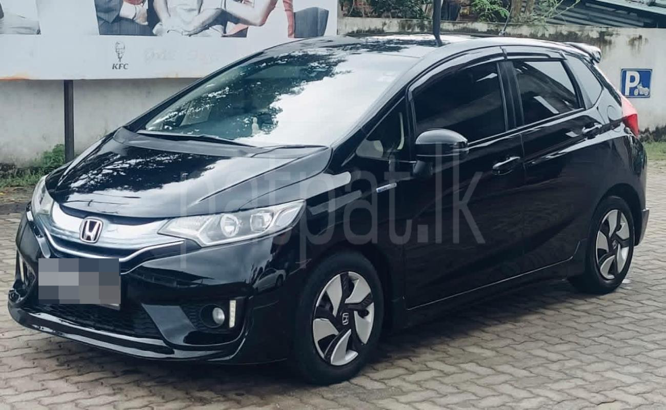 Honda Fit 2013 - பயன்படுத்தப்பட்டது கார் sale in Sri Lanka - patpat.lk