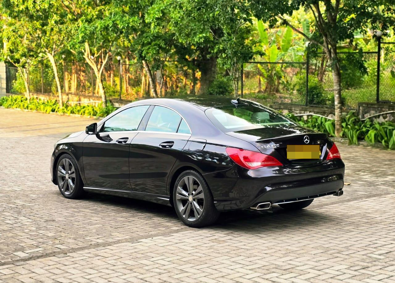 Mercedes Benz C200 2014 - பயன்படுத்தப்பட்டது கார் sale in Sri Lanka - patpat.lk