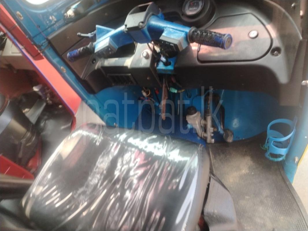 Advertisement image 4