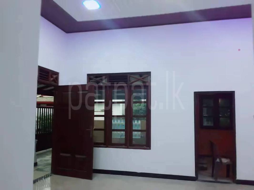 House for Sale in Kadawatha ads-image-1